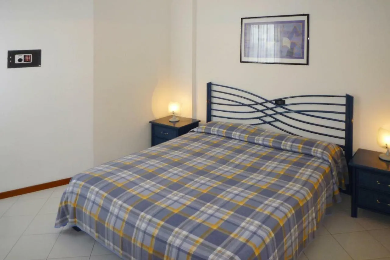 Apartments Condominio Semiramis Lido Di Jesolo - Ivn01102J-Cya